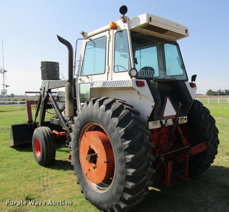 image for item DD5718 1980 Case 2290 tractor
