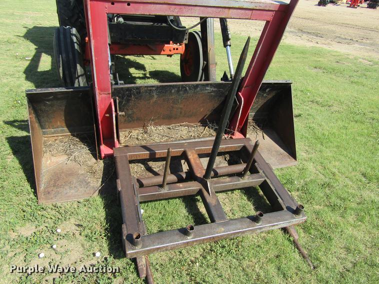 image for item DD5718 1980 Case 2290 tractor