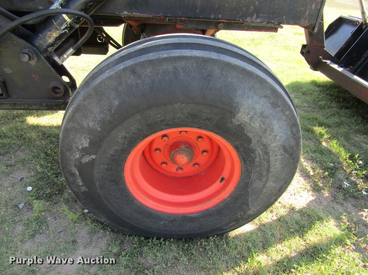 image for item DD5718 1980 Case 2290 tractor