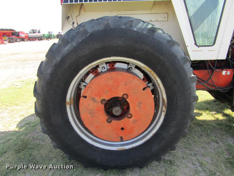 image for item DD5718 1980 Case 2290 tractor