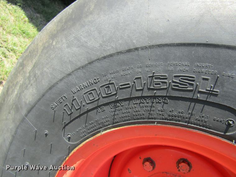 image for item DD5718 1980 Case 2290 tractor