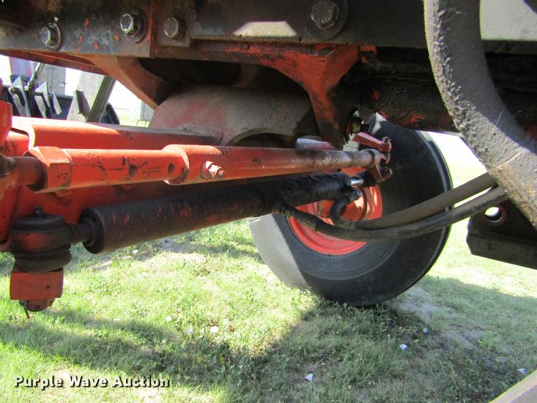 image for item DD5718 1980 Case 2290 tractor