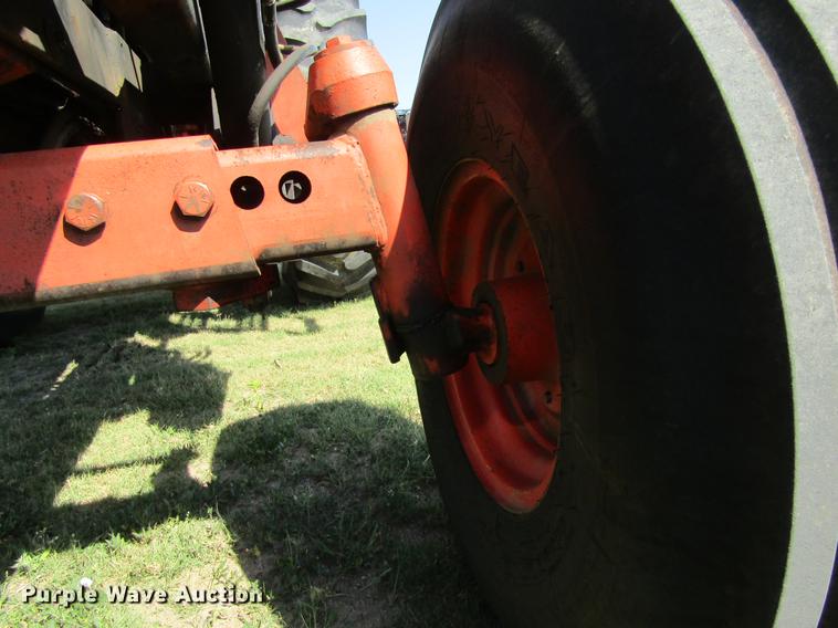image for item DD5718 1980 Case 2290 tractor