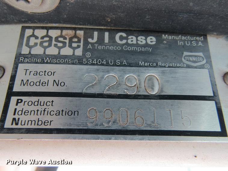 image for item DD5718 1980 Case 2290 tractor