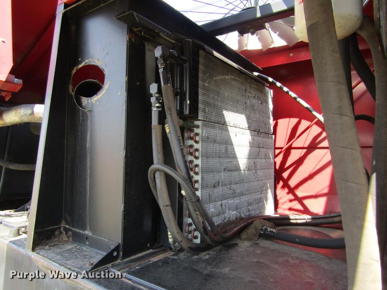 image for item DD5719 1998 Case IH 8870 windrower