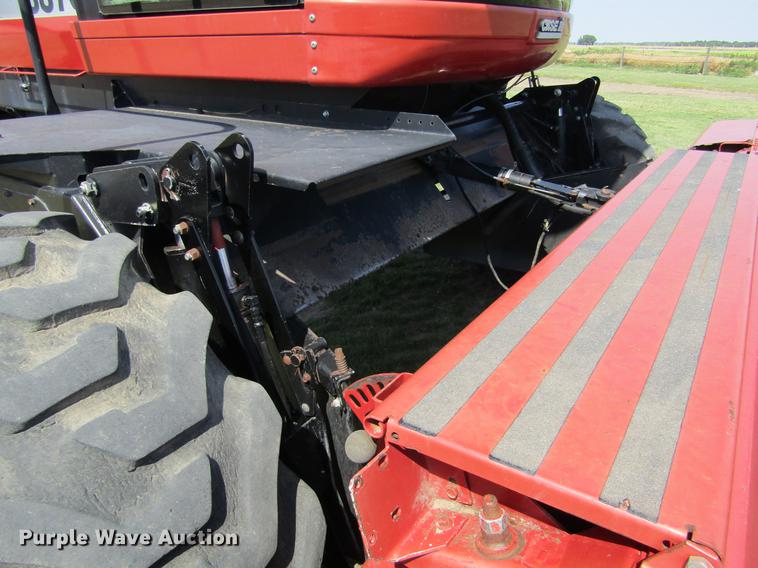 image for item DD5719 1998 Case IH 8870 windrower