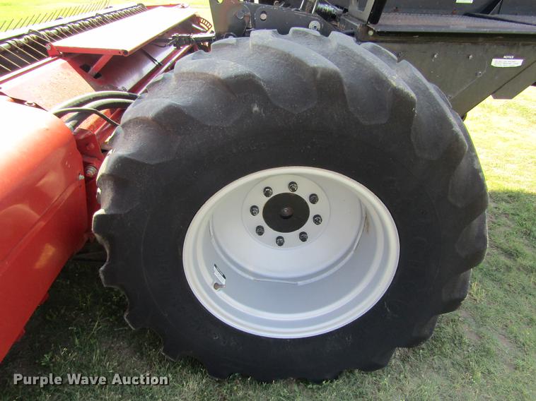 image for item DD5719 1998 Case IH 8870 windrower