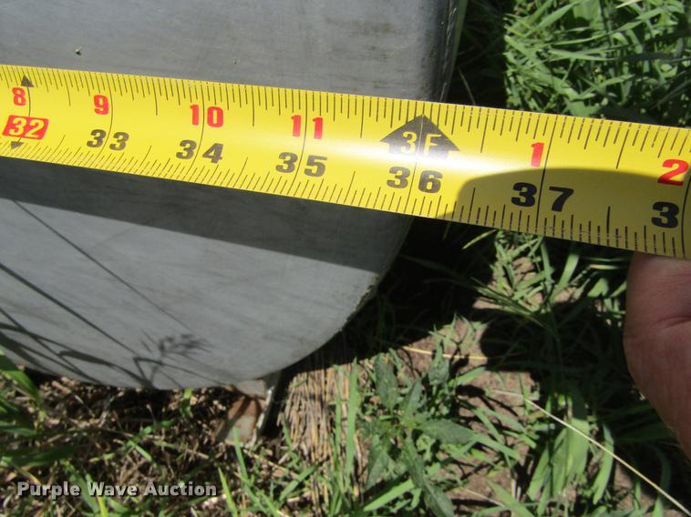 image for item DD5720 (5) fuel tanks