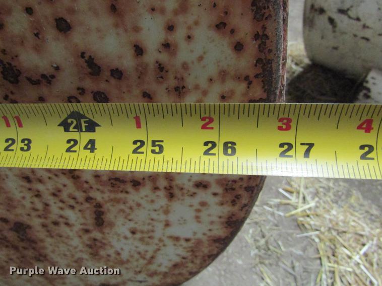 image for item DD5720 (5) fuel tanks