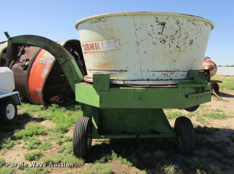 image for item DD5741 Tubmiller 900 bale processor