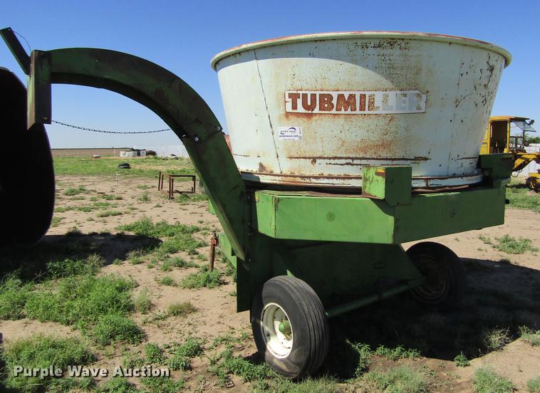 image for item DD5741 Tubmiller 900 bale processor