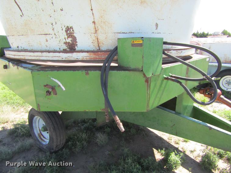 image for item DD5741 Tubmiller 900 bale processor