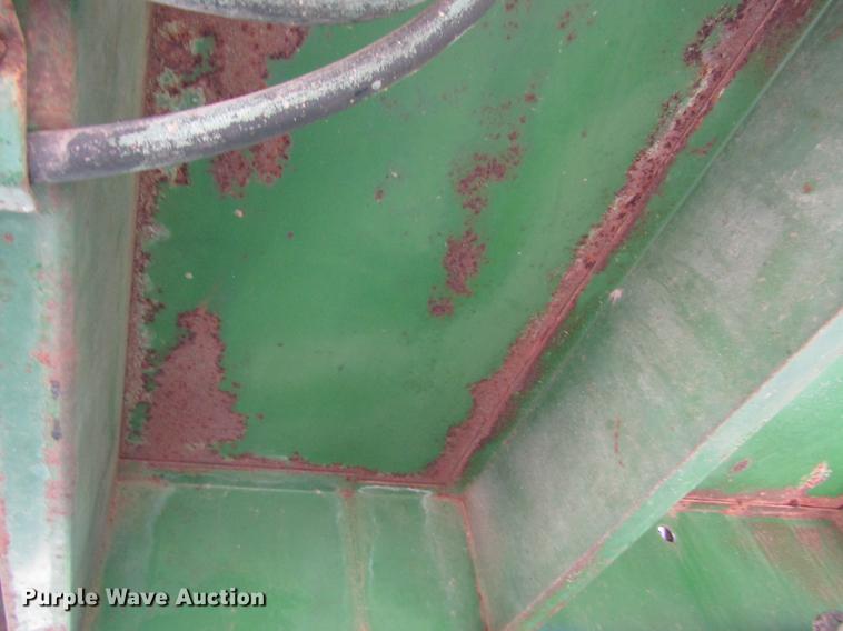 image for item DD5741 Tubmiller 900 bale processor