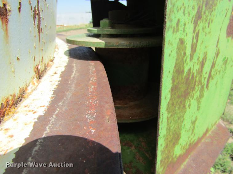 image for item DD5741 Tubmiller 900 bale processor