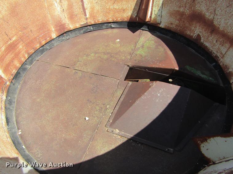 image for item DD5741 Tubmiller 900 bale processor