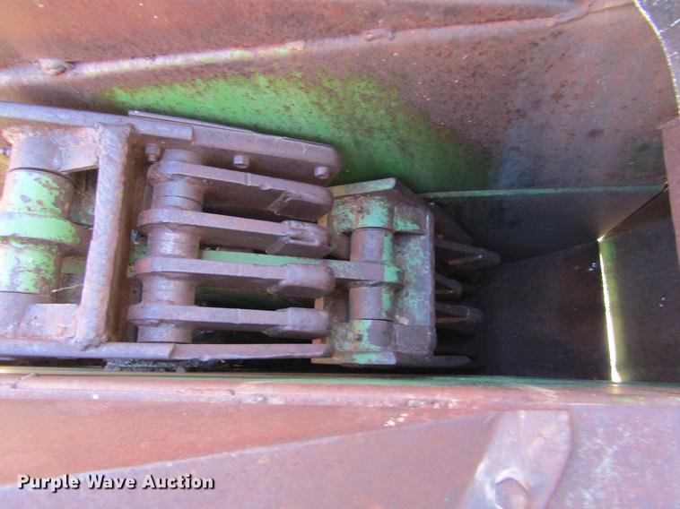 image for item DD5741 Tubmiller 900 bale processor