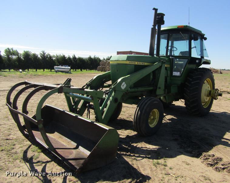 image for item DD5745 1977 John Deere 4630 tractor