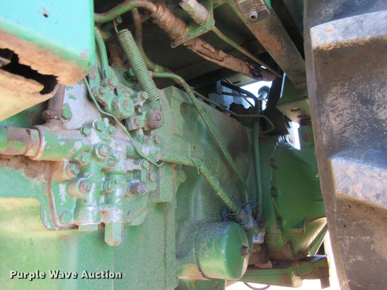 image for item DD5745 1977 John Deere 4630 tractor