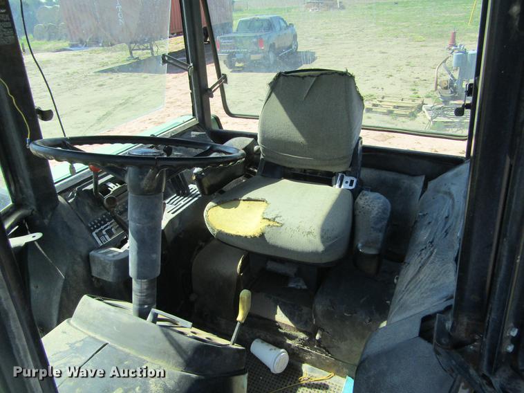 image for item DD5745 1977 John Deere 4630 tractor