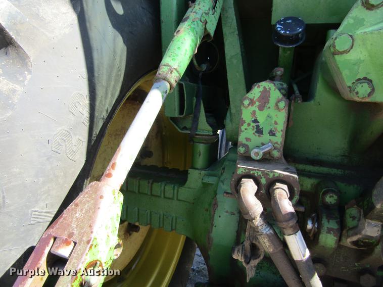 image for item DD5745 1977 John Deere 4630 tractor