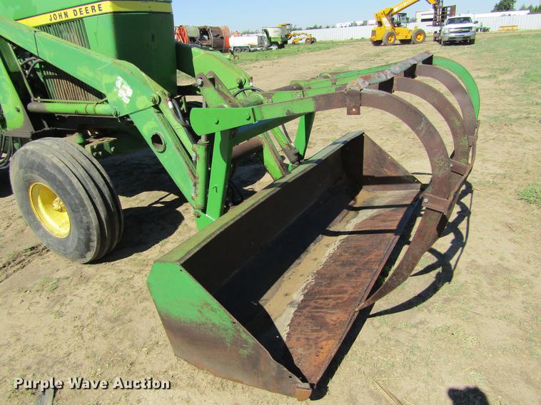 image for item DD5745 1977 John Deere 4630 tractor