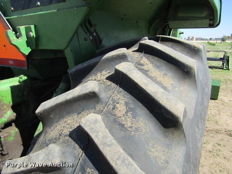 image for item DD5745 1977 John Deere 4630 tractor
