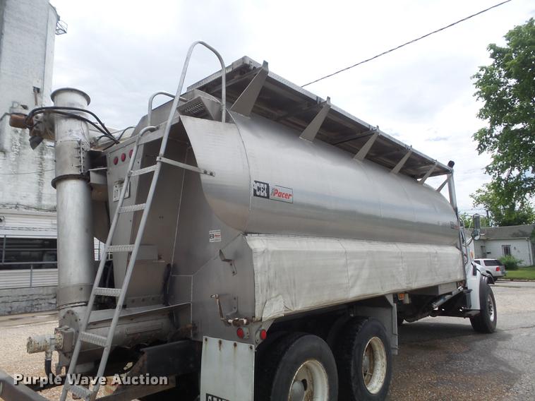 image for item DD7206 2004 Sterling feed delivery truck