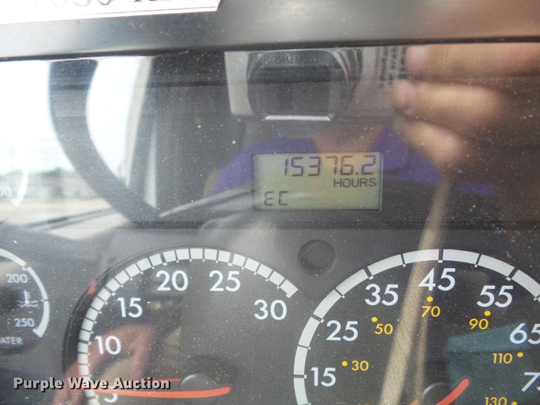 image for item DD7206 2004 Sterling feed delivery truck