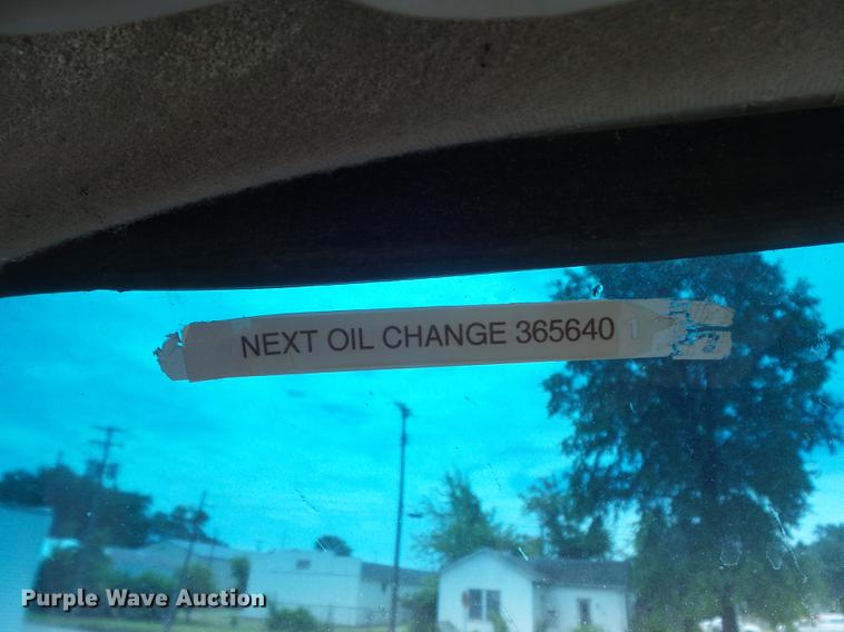 image for item DD7206 2004 Sterling feed delivery truck