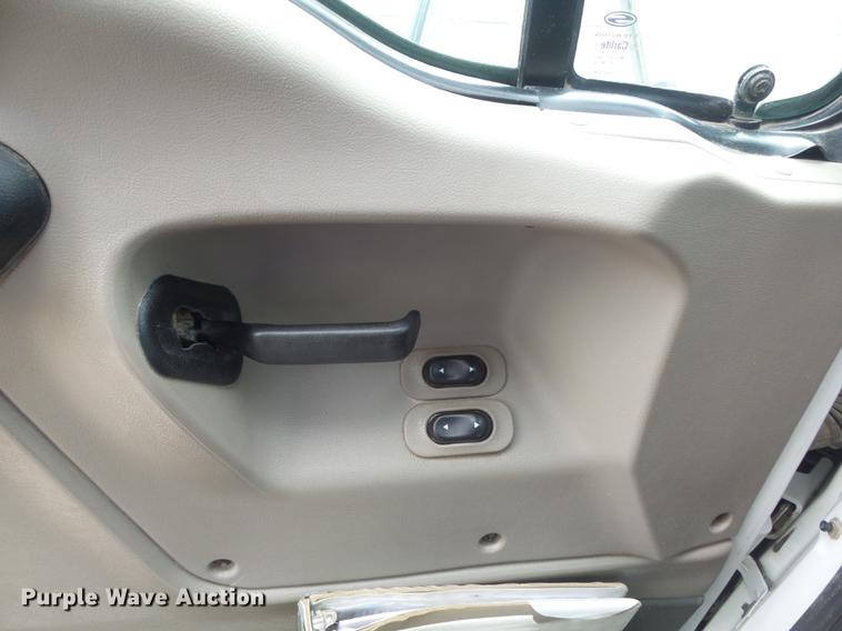 image for item DD7206 2004 Sterling feed delivery truck