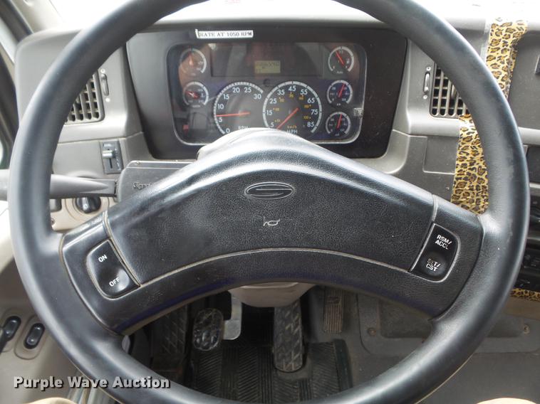 image for item DD7206 2004 Sterling feed delivery truck