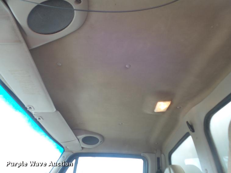 image for item DD7206 2004 Sterling feed delivery truck