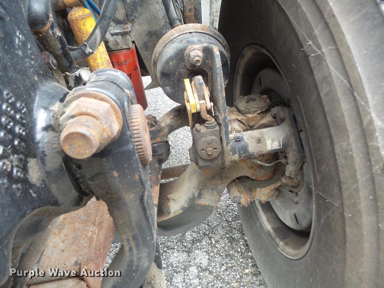 image for item DD7206 2004 Sterling feed delivery truck