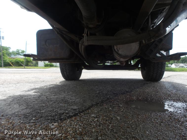 image for item DD7206 2004 Sterling feed delivery truck