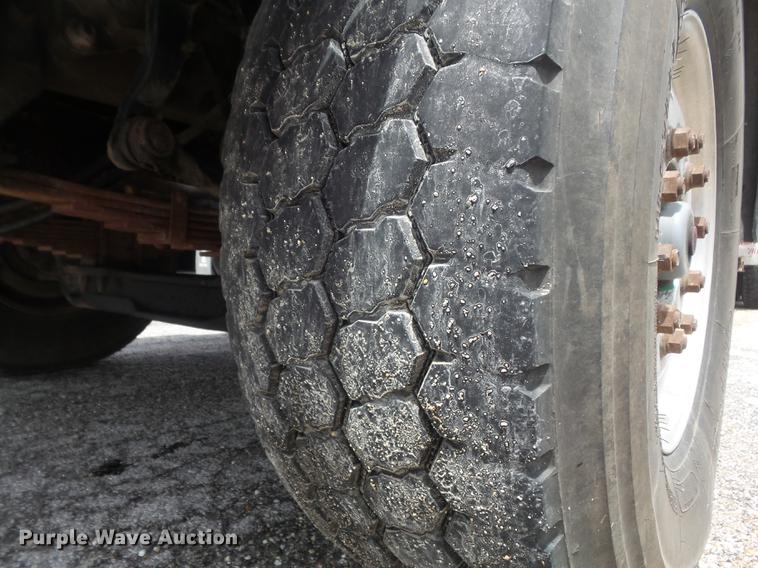 image for item DD7206 2004 Sterling feed delivery truck