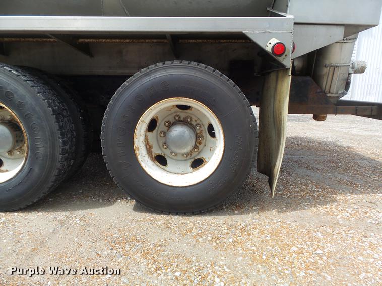 image for item DD7206 2004 Sterling feed delivery truck