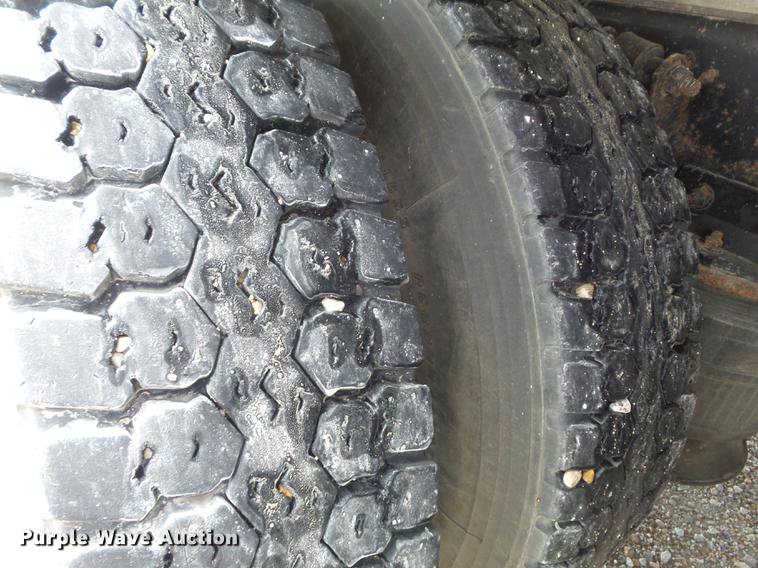 image for item DD7206 2004 Sterling feed delivery truck