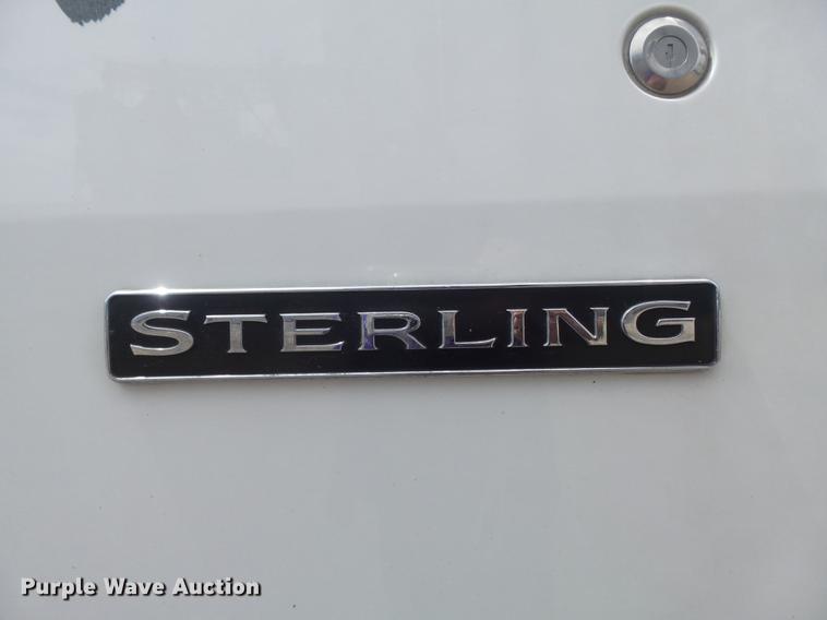 image for item DD7206 2004 Sterling feed delivery truck
