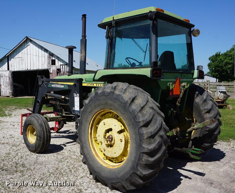 image for item DD7668 1974 John Deere 4430 tractor