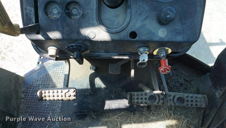 image for item DD7668 1974 John Deere 4430 tractor