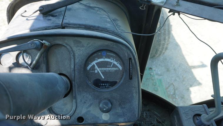 image for item DD7668 1974 John Deere 4430 tractor