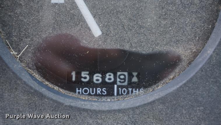 image for item DD7668 1974 John Deere 4430 tractor