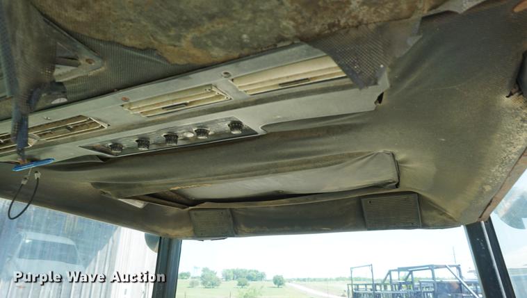 image for item DD7668 1974 John Deere 4430 tractor