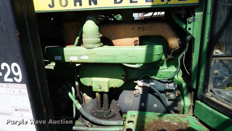 image for item DD7668 1974 John Deere 4430 tractor