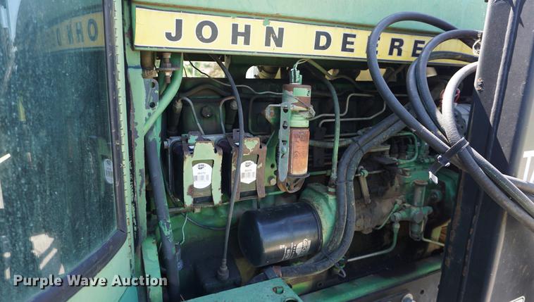image for item DD7668 1974 John Deere 4430 tractor