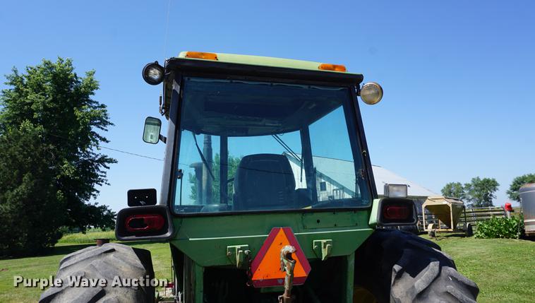 image for item DD7668 1974 John Deere 4430 tractor