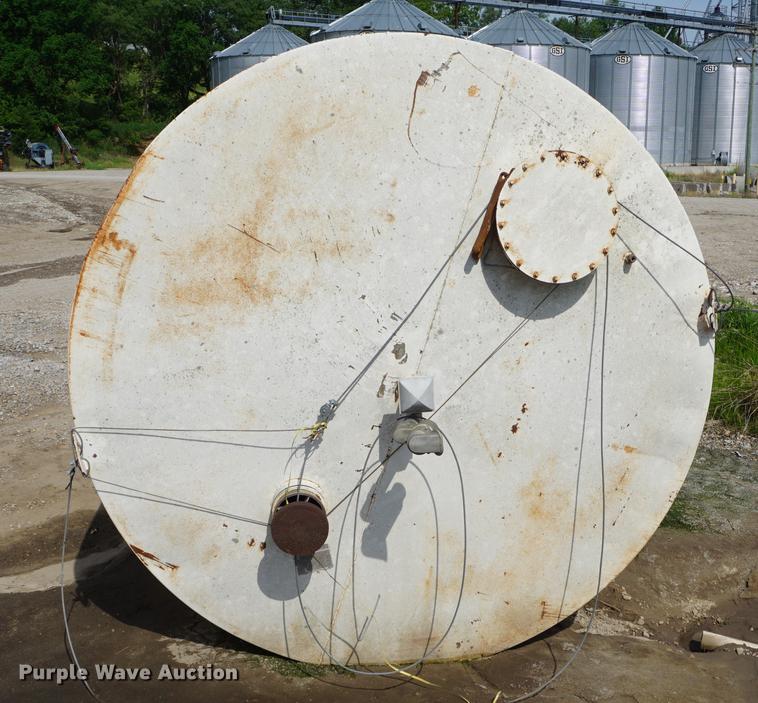 image for item DD7670 Upright fuel tank