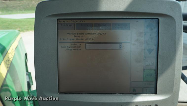 image for item DD7671 2009 John Deere 4930 sprayer