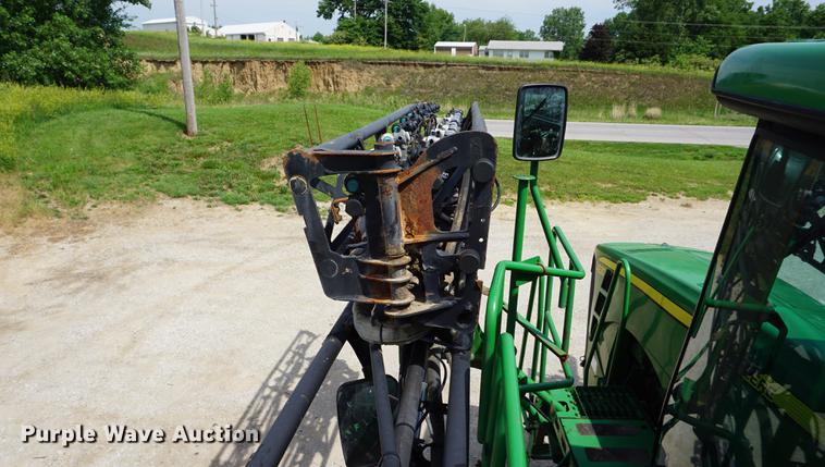 image for item DD7671 2009 John Deere 4930 sprayer