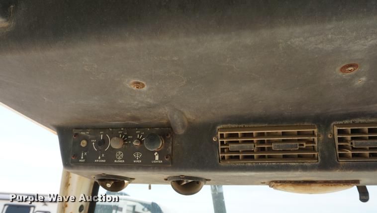 image for item DD7685 1971 Case 970 tractor